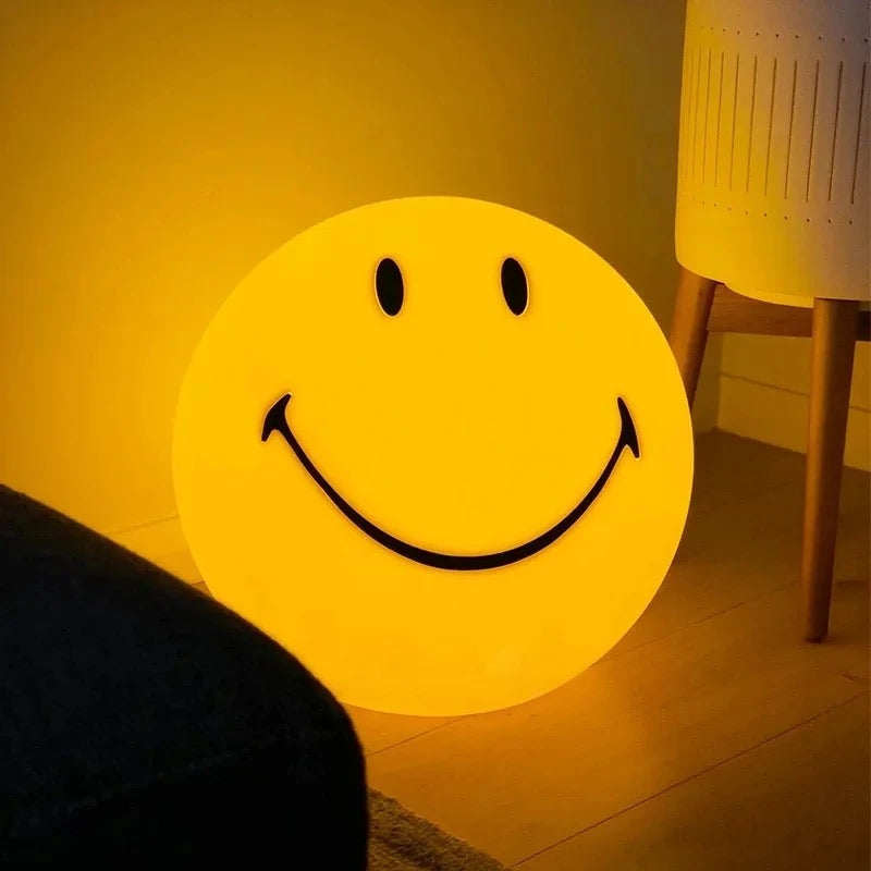 SMILING FACE NIGHT LIGHT