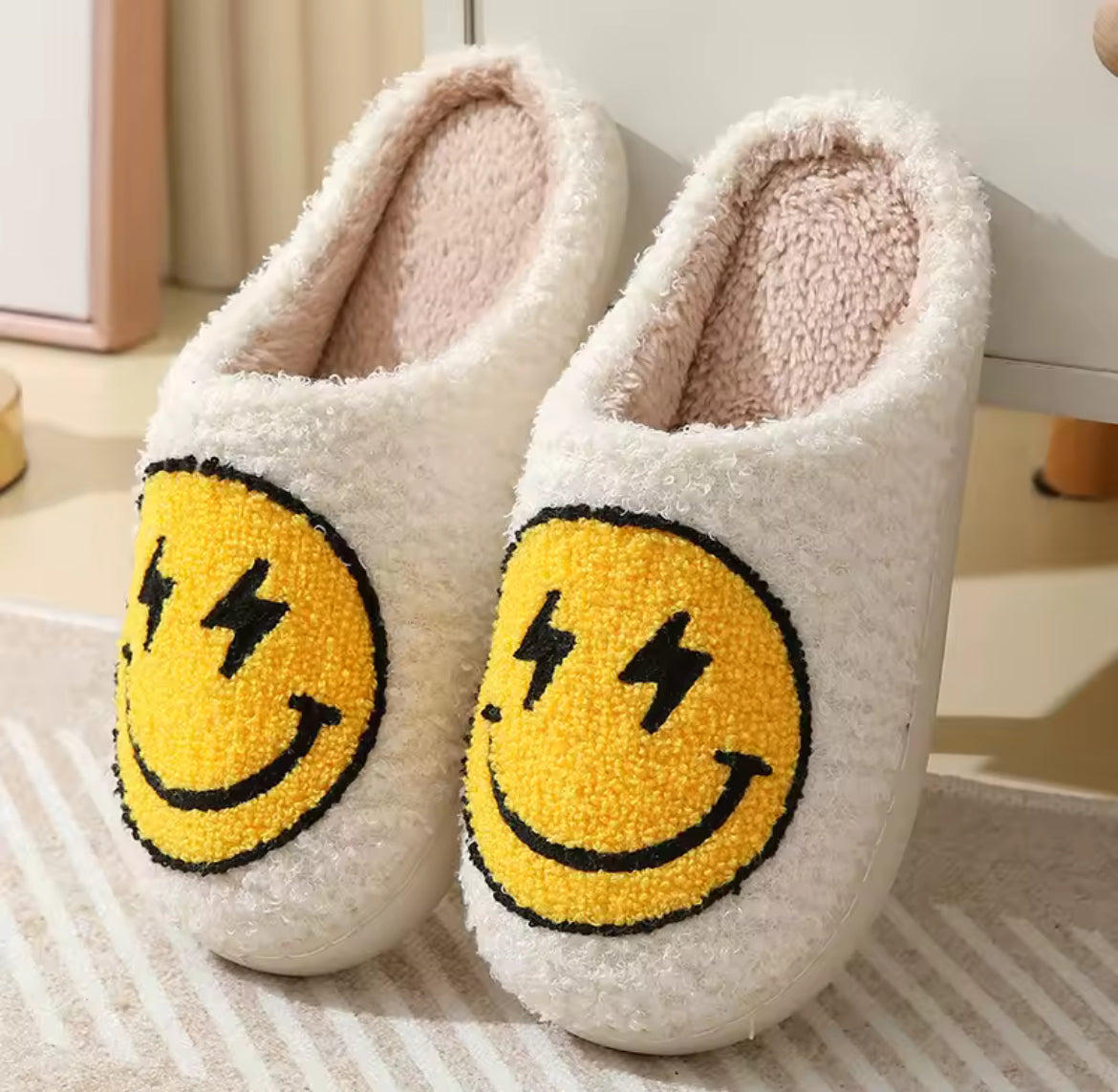 Cute Kawaii Smile Face Slippers – Soft, Warm & Fun!